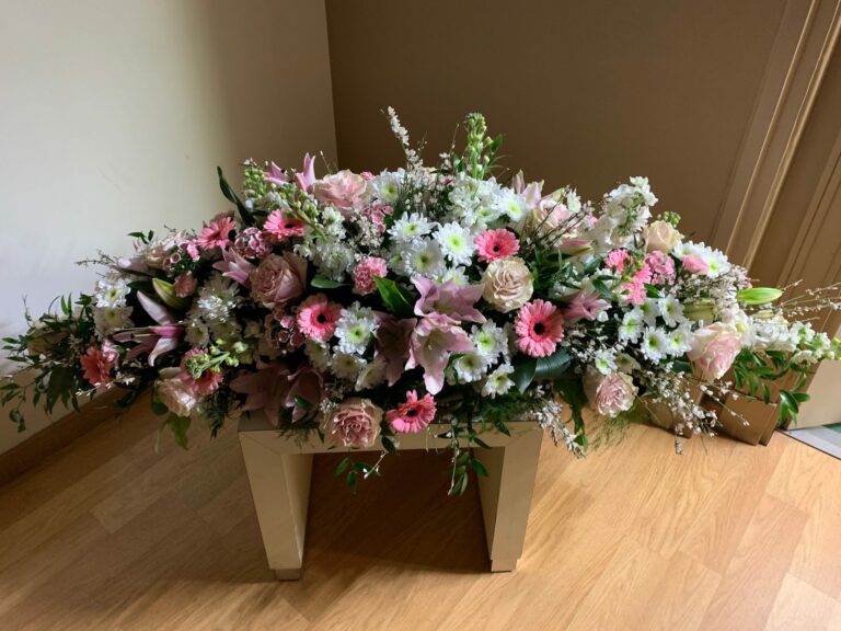 Dessus de cercueil traditionnel