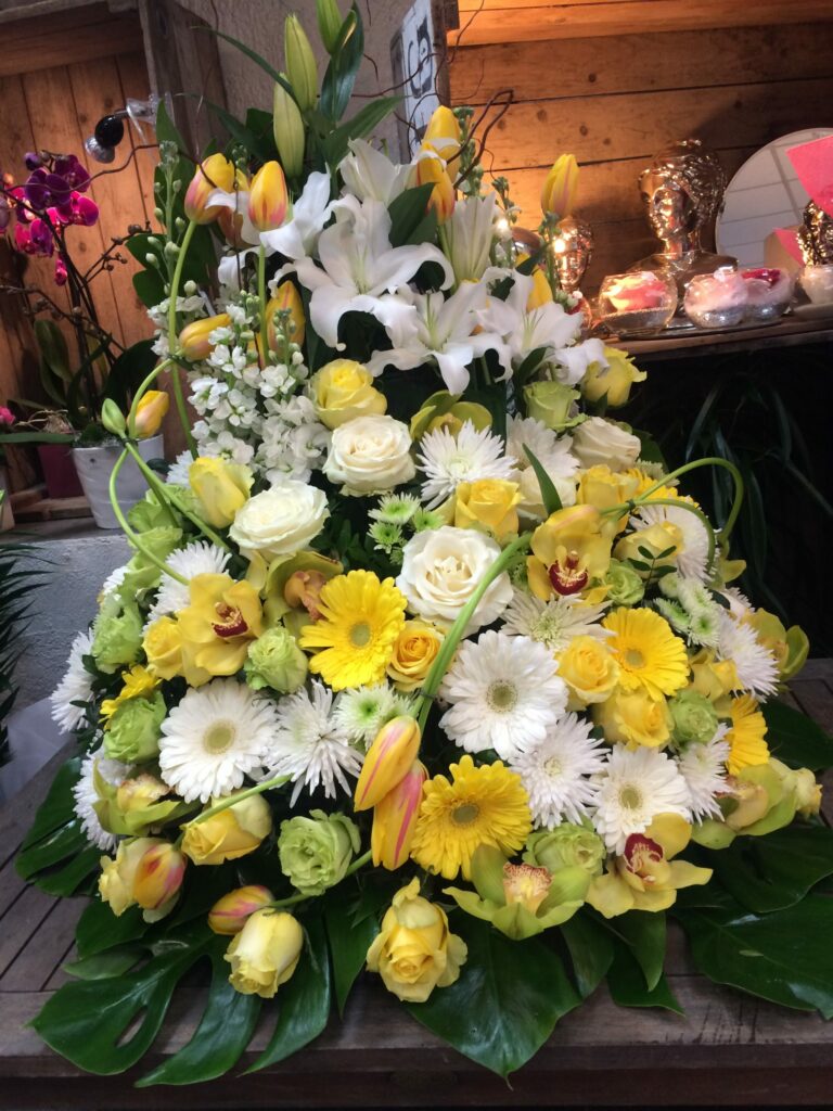 Devant de cercueil deuil