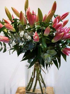 Bouquet de Lys Oriental A Nos racines