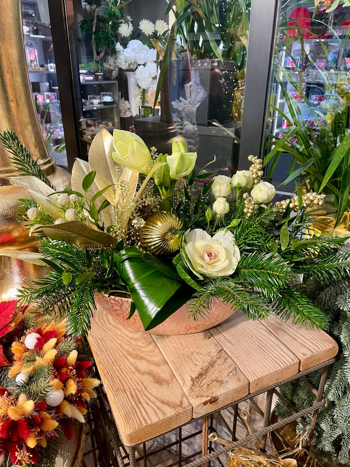 Le petit bateau d'amarylis blanc